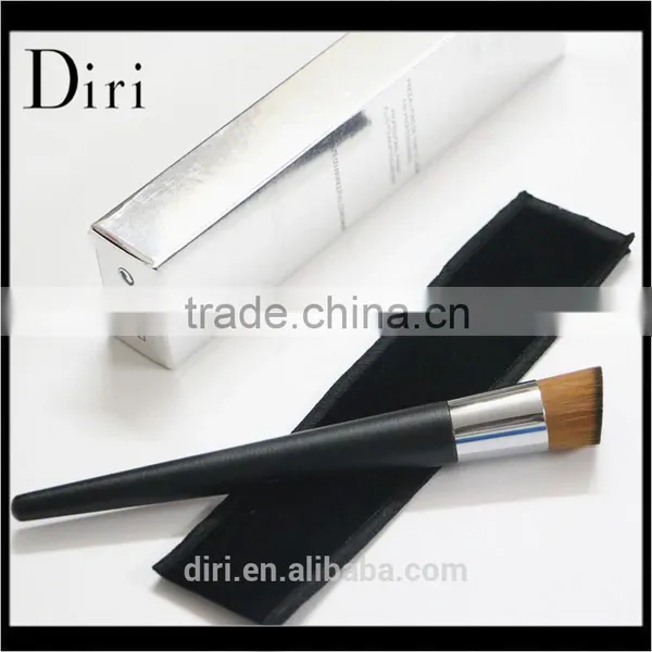 Single Synthetic Hair Makeup Facial Brush Angled Concealer Brush photo-2
