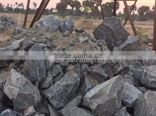 Crushed Stone/ Gravel Stone/ Lime Stone of Diff Sizes (5-20 Mm, 30-80 mm Etc.) photo-5