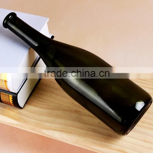 Hot Selling 700ml Clear Amber Green Dark-Green Colored Glass Wine Bottles Empty Glass Bottles With Cork For Beverage photo-4