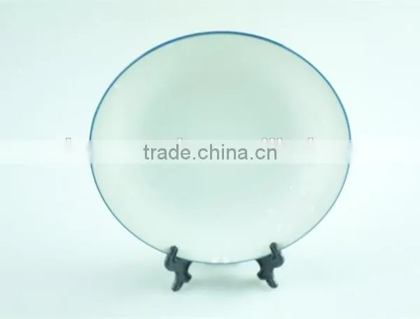 Ceramic Dinnerware Set With Blue Edge With Cheap Price in Stock photo-4