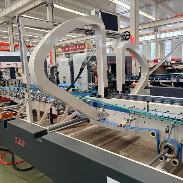 Máquina de moldeo integrado de costura de pegamento de alta velocidad para cartones de logística