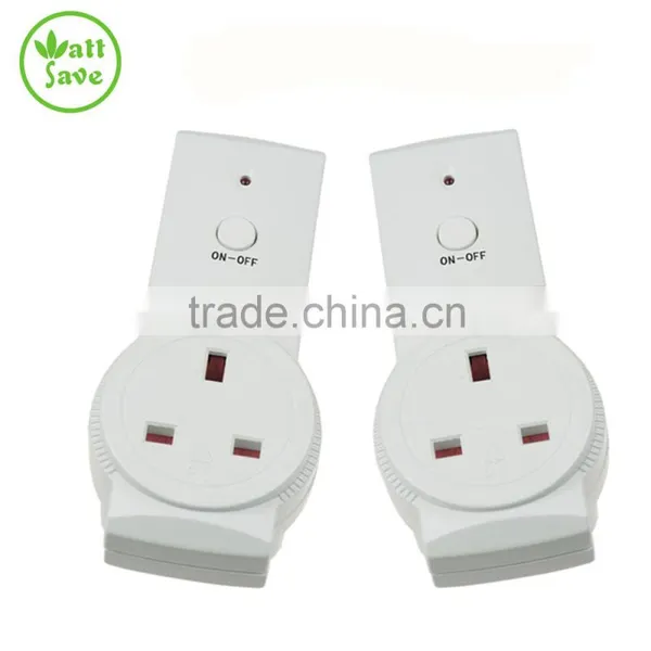 Wireless UK Plug Remote Control Socket Switch 2+1 photo-2
