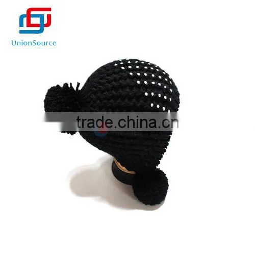 Hot Sale Black Acrylic Knitted Warm Hat for Girls With 3 Balls photo-2