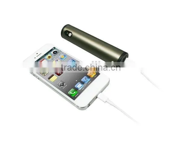 XP-E2 Multi-function LED Rechargeable Flashlight Emergency Powerbank Portable Phone Charger Bank photo-6
