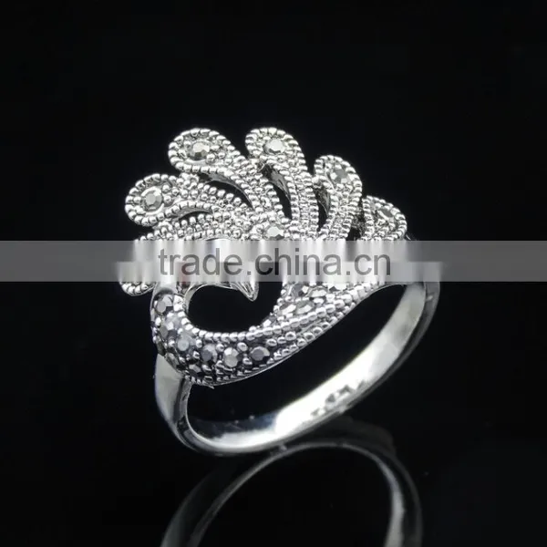 2015 Latest Design Women Enagement Crystal Diamond Ring for Sale photo-2