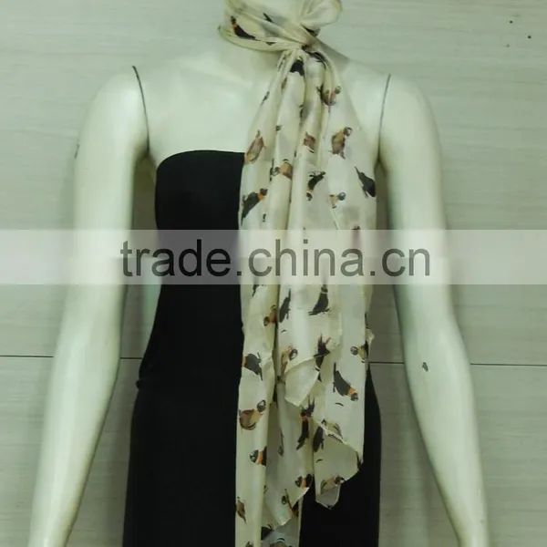 Fashionable Fancy Printed Silk Scarf 90*90cm photo-6