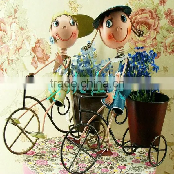 Wholesale China Factory Metal Doll Lovely Doll Garden Decoration