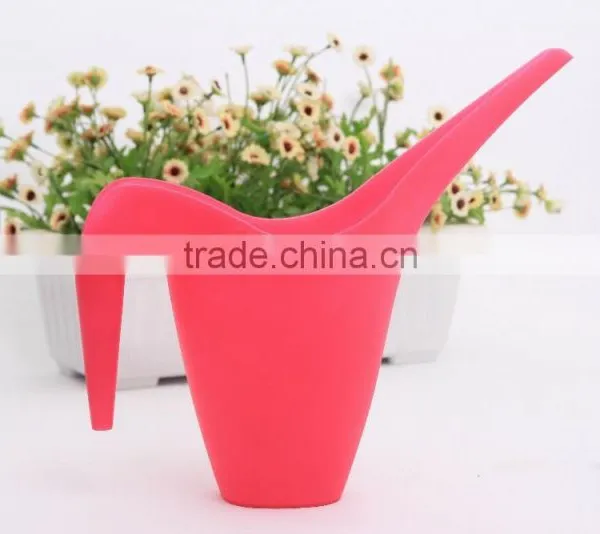 Best Sell Plastic Garden Watering Pot for Flower Plant photo-4