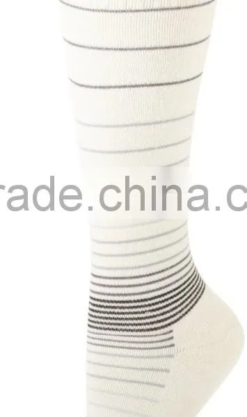 Women's Circulator Compression Socks With Merino Wool and Bamboo photo-5