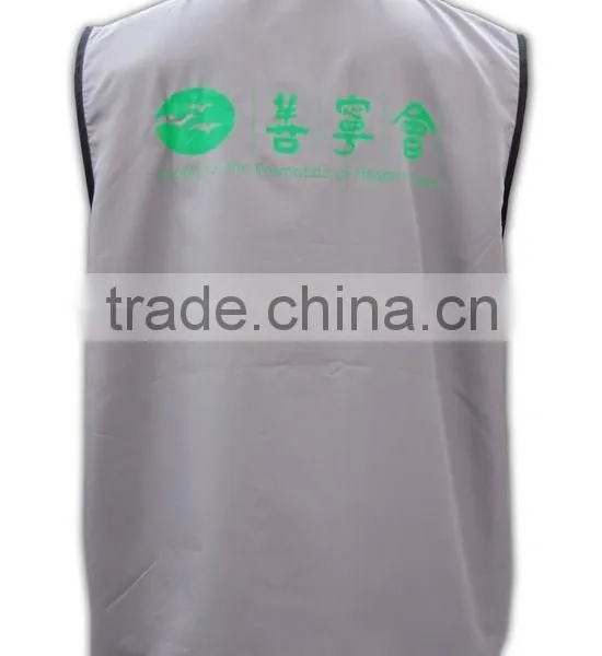 China Manufactory High Quality Latest Zip Multi Pocket Workwear Vest photo-3