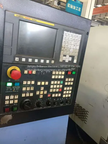 Korea Doosan LYNX 225 CNC Slant Lathe photo-2