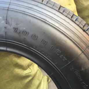 700R16 Truck Tyre photo-2