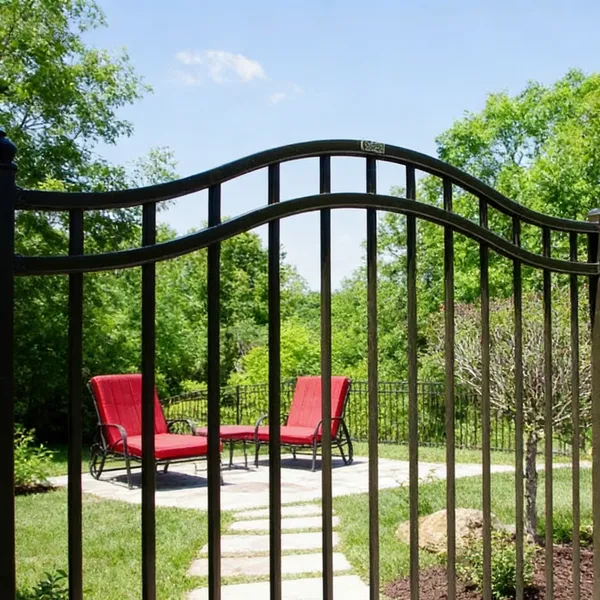 Wholesale Price Galvanized Steel Fence Used for the Backyard of Villa Residences Facilities Modern Rust-proof Fence photo-5
