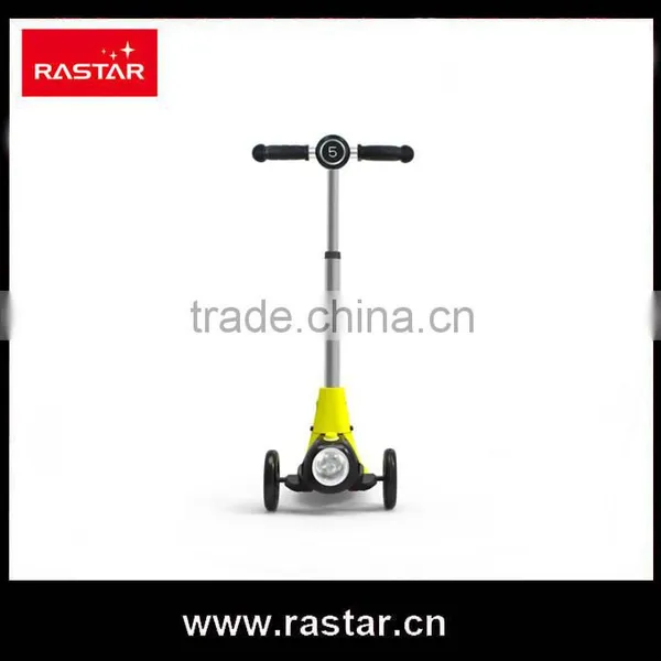 Rastar Factory Direct Supply Kids Toy Shopping Flash Skate Scooter photo-5