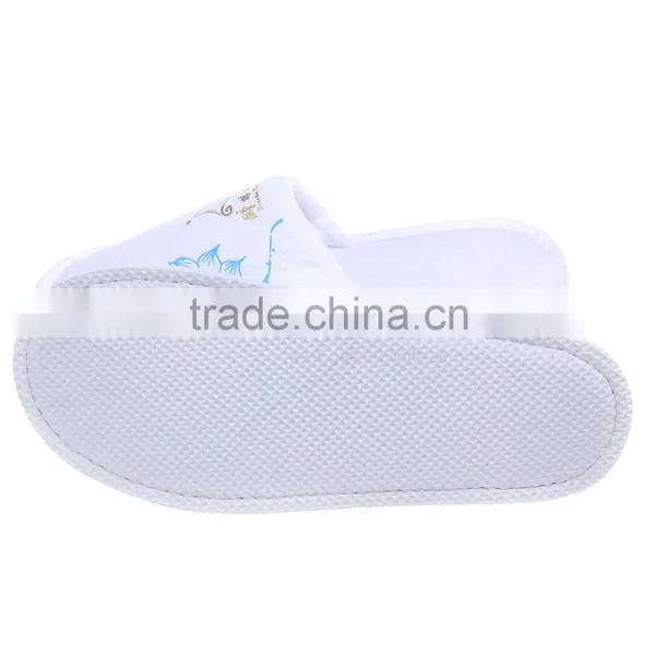 Special Design Washable Winter House Embossed Logo Slipper photo-4