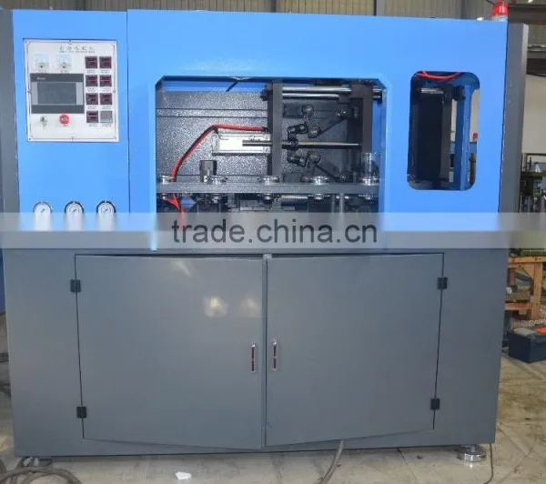 4 Cavity ISO Automatic Carbonated Beverage Machine Soft Drinks Bottle Making Machine