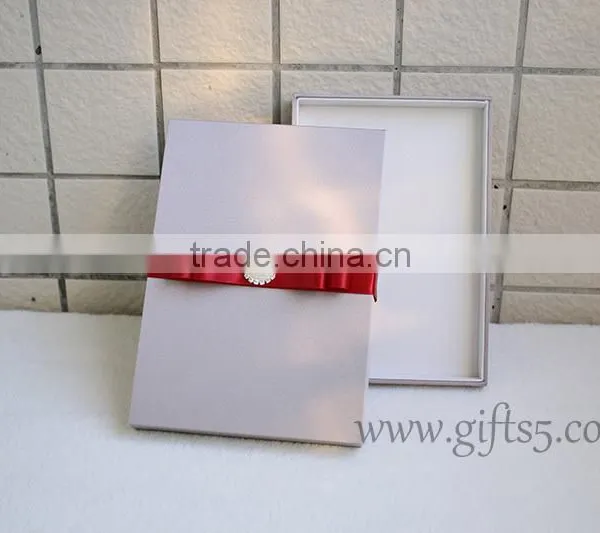 Handmade Luxury Silk Wedding Invitation Boxes Wholesale photo-5