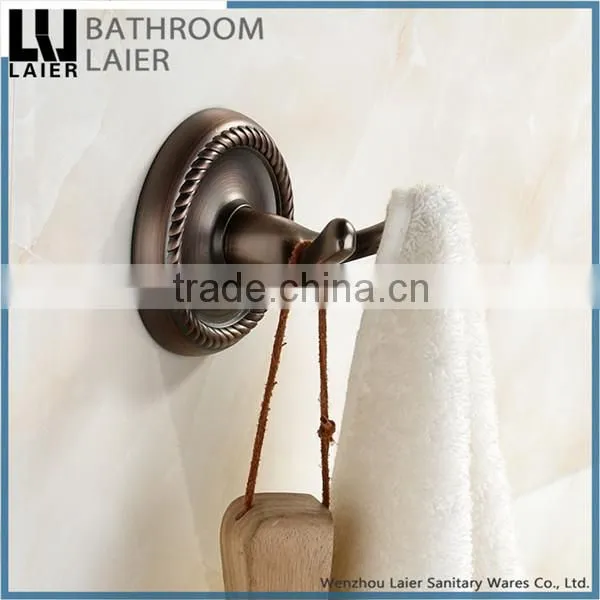 Customized Luxury Bathroom Design Zinc Alloy Antique Copper Finishing Bathroom Sanitary Items Wall Mounted Double Robe Hook photo-3