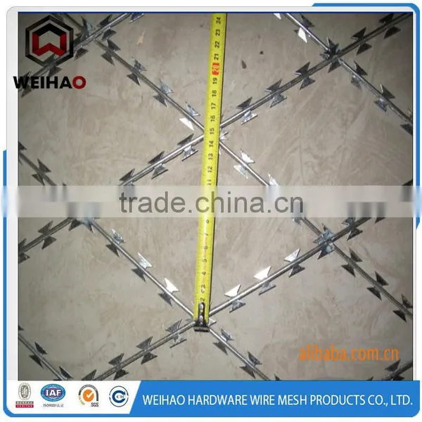 Rozar Barbed Wire With Sharp Knife photo-4