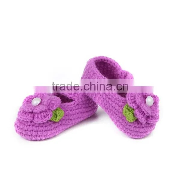 Green Leaves Embellished Hand Made Crochet Knitting Flower Girl Shoes photo-3