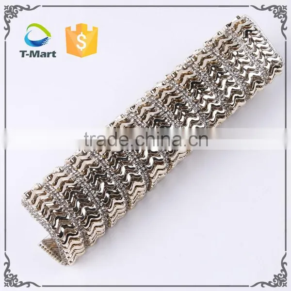 Fashion Garment Adhesive Mesh Fabric Trimming Rhinestone Mesh Roll Quality Choice photo-5