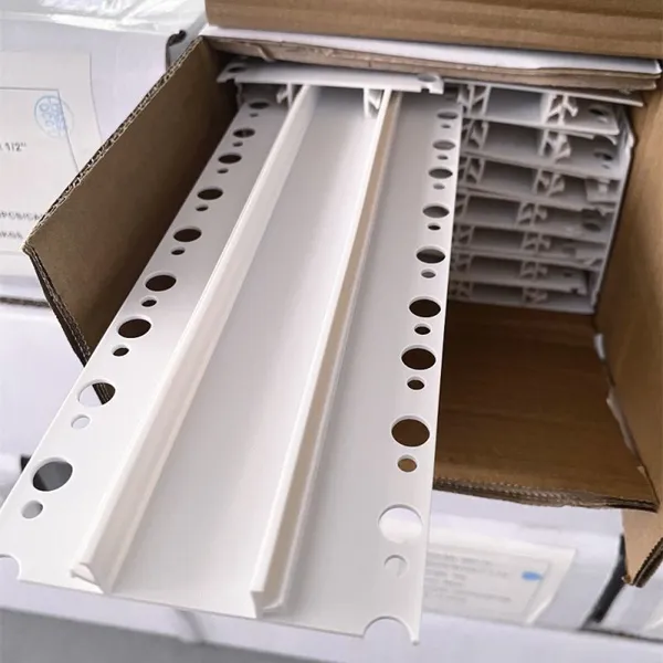 Good Quality PVC Continuous Soffit Vent for Stucco and Plaster From 32 Years Chinese Factory photo-6