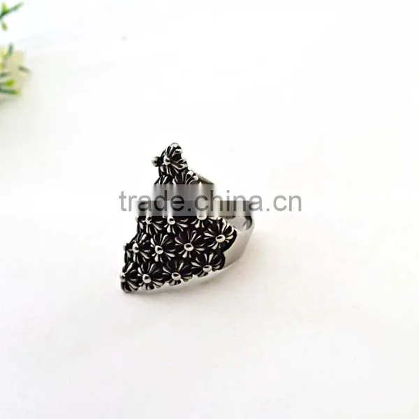 Stainless Steel Jewelry Skulls Men's Ring Rocker Gay Men Ring photo-4
