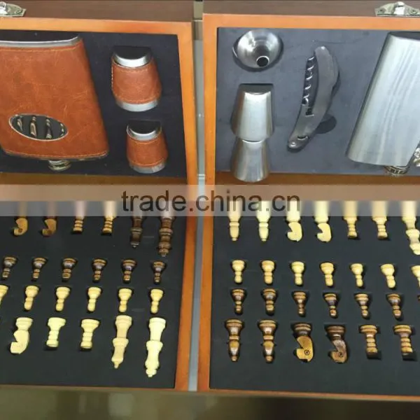 8oz and 9oz Stainless Steel Hip Flask With Wooden Chess and Cups and Funnel in the Woodeb Set photo-3