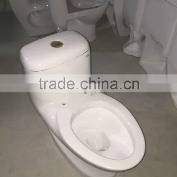 Washdown Restroom Corner Flush Toilet photo-2