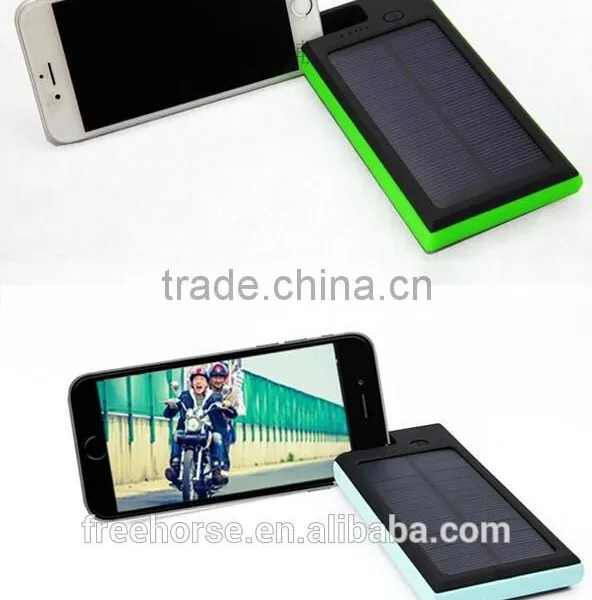 Waterproof IP68 Solar Cellphone Charger 10000mah Portable Solar Power Bank With Dual USB photo-2