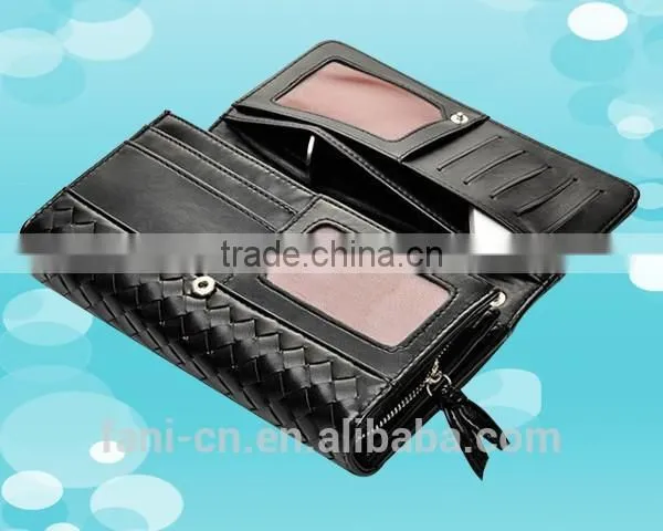 New Arrival Fashion and Elegant Ladies Leather Clutch Purse With Woven Pattern Design photo-5