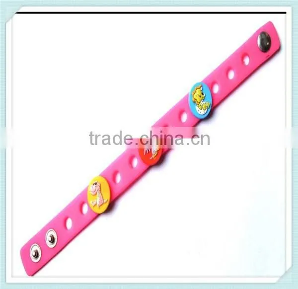 Custom Rubber Charm Bracelet Eco-friendly Rubber Bracelet photo-5