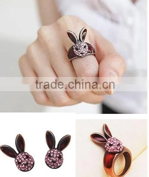 Young Lady Favourite Diamante Wine Red Smart Rubbit Rings photo-3