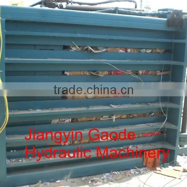 Good Quality Horizontal Waste Paper Baler Machine photo-4