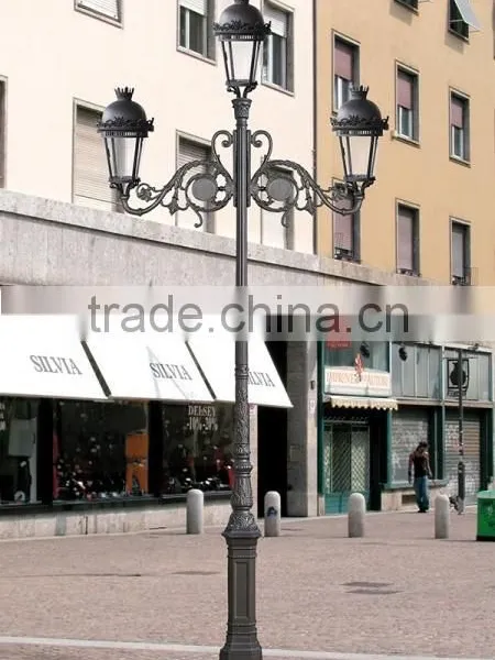 China Supplier 10 Meters Cast Iron Lamp Post photo-3