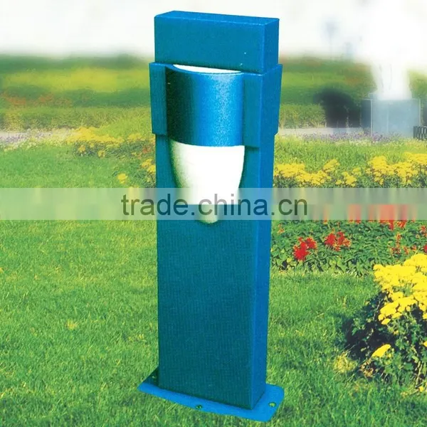 All in One Latest Design Outdoor Solar Garden Lighting Pole Light With Controller photo-3