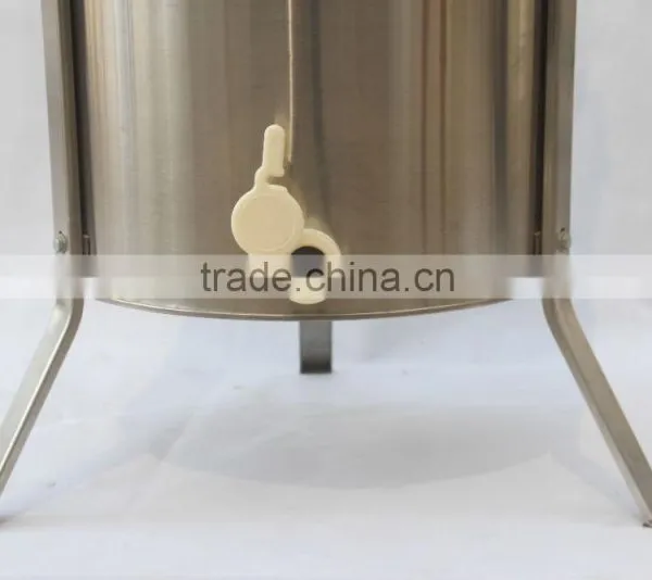 Hot Sale 4 Frame Manual Stainless Steel Honey Extractor Beekeeping Equipments 2 3 4 6 8 12 24 Frame Honey Extractor photo-4