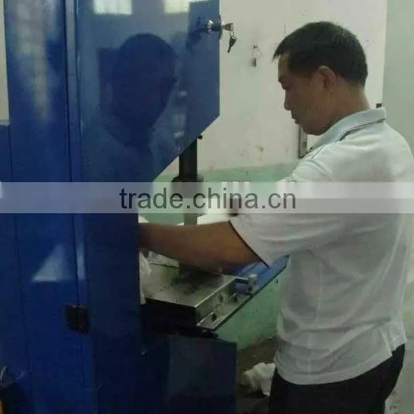 Semi-automaticToilet Paper Cutting Machine