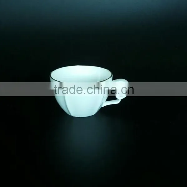 Gold Rim Tea Cup and Saucer 200cc /100cc Flower Shape Ceramic Bone China Cup and Saucer photo-5