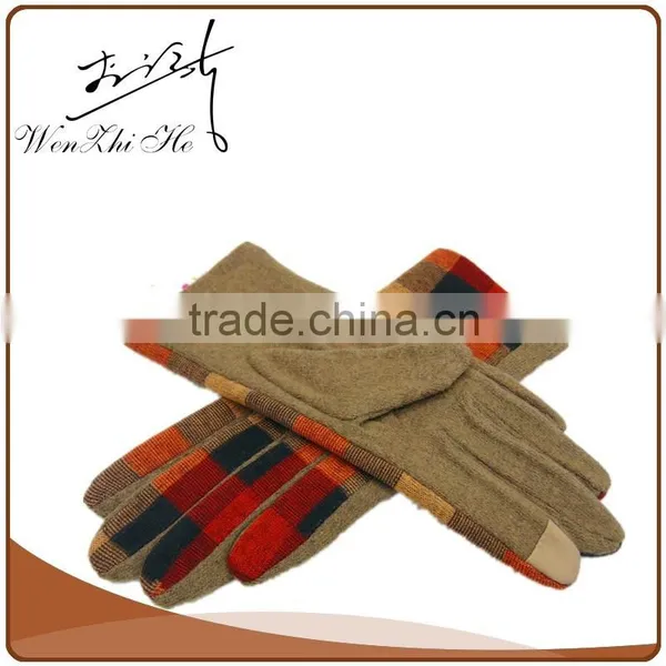 Checkered Pattern Cheap Winter Gloves For Screen Touch photo-5