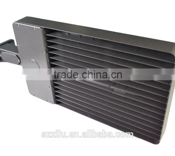 Energy Saving 200W Led Shoe Box Light Used Parking Lot Light Poles photo-6