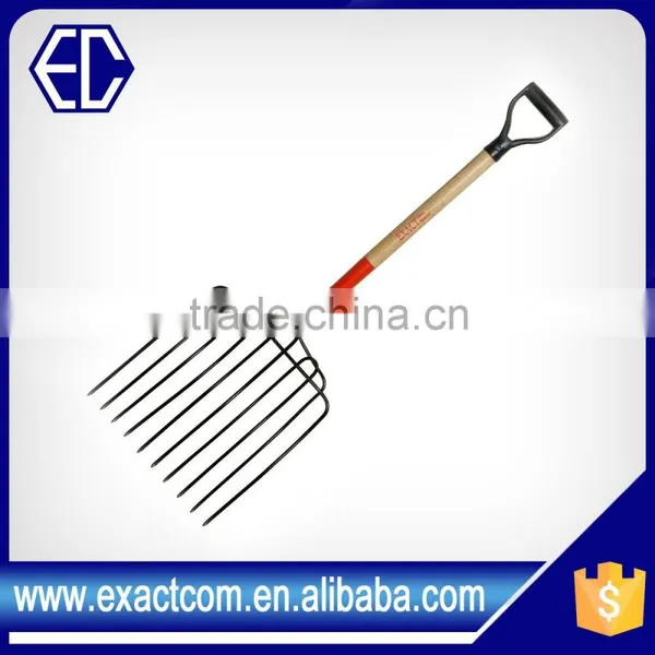 Wooden Handle Welded Manure Fork photo-6