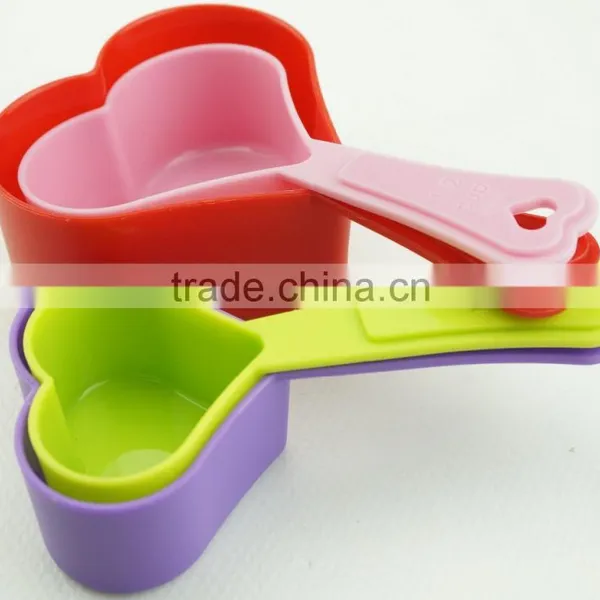47009 4PCS HEART SHAPE MEASURING CUP photo-4