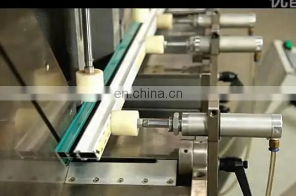High Precise Aluminum and PVC Window Double Head Cutting Saw photo-6