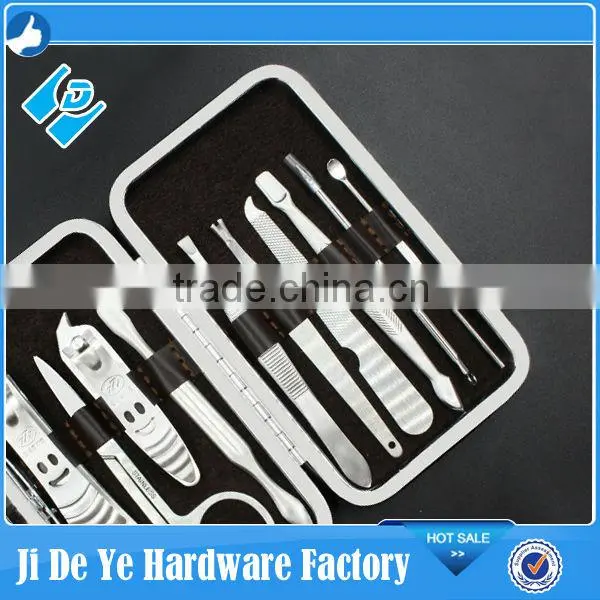 2015 Hot China Manufacturer Nails Tool Sets photo-3