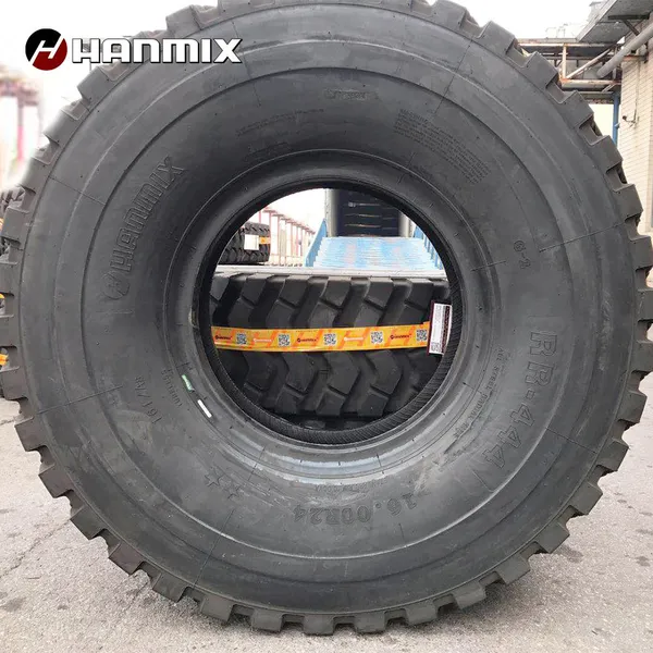 Hanmix off the Road Radial Truck Tractor Grader Tyre 14.00R24 16.00R24 OTR Tire Llantas photo-3