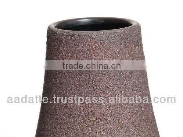 Contemporary Handmade Beautiful Home Decoration Metal Vase photo-2