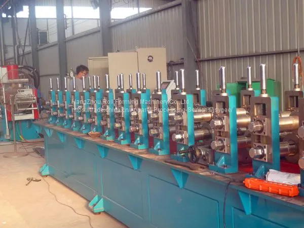 Types of Rolling Machine in Window Frame photo-1