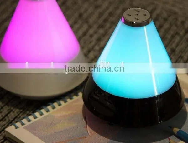 2015 LED Colorful LED Light Bluetooth Speaker 360 Degree Super Bass 3D Sound BT Speaker With FM Radio photo-4