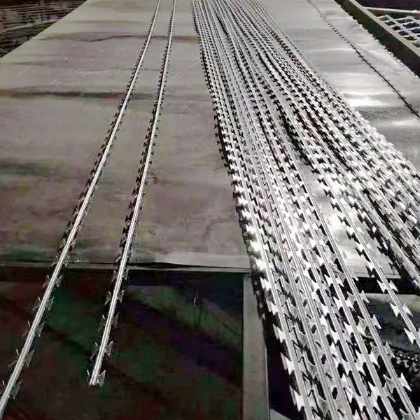 Concertina Razor Wire Coils 450mm Diameter for Military Use